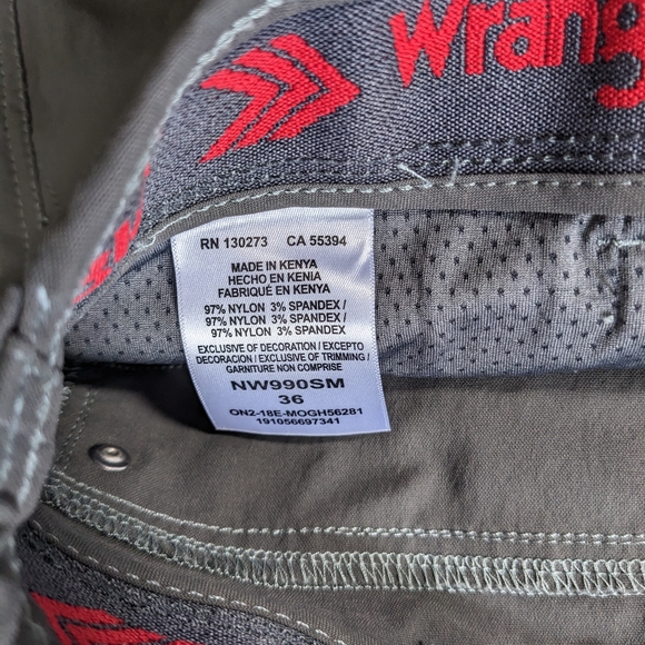 Wrangler Men's Cargo Shorts - Picture 3 of 3